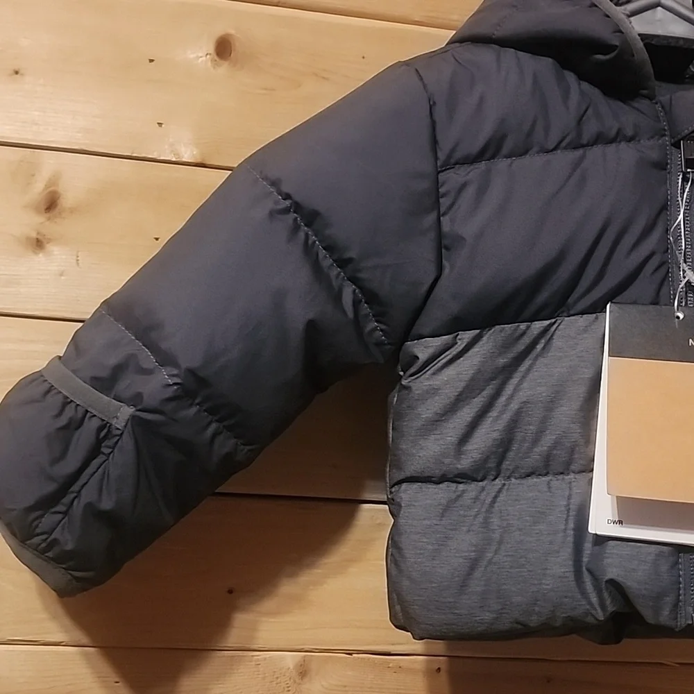 North Face 600 Fill Power Down Puffer Jacket  Size 3/6months Baby
